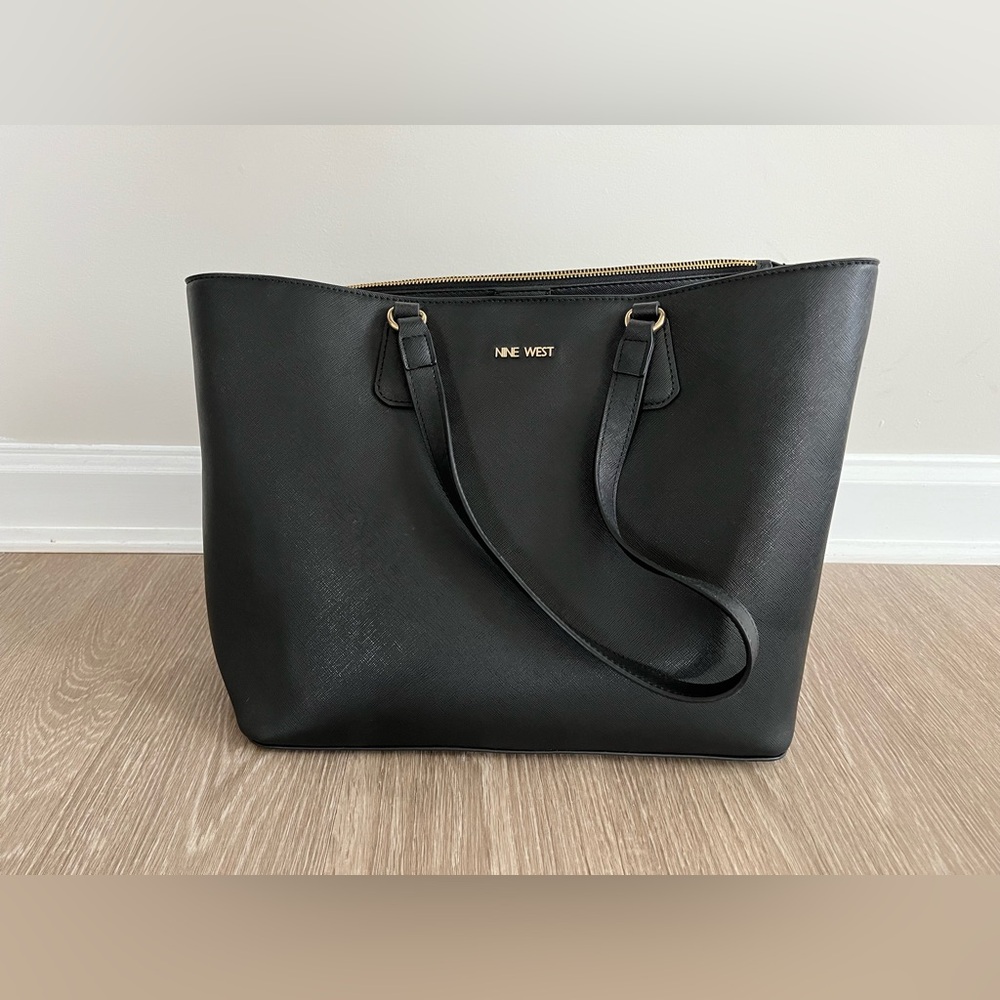 Nine West tote